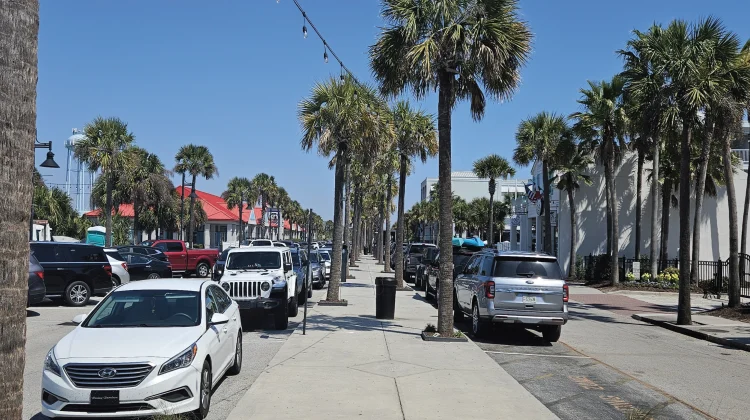 Image looking down the middle sidewalk on IOP, SC's Front Beach Blvd