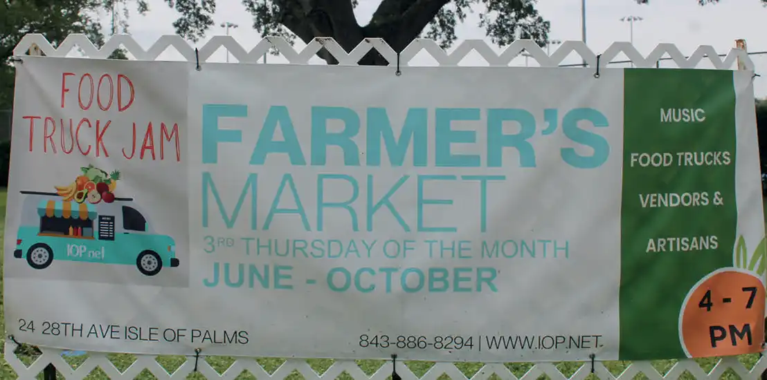 IOP Farmer's Market Sign. Photo by IOP Recreation Department.