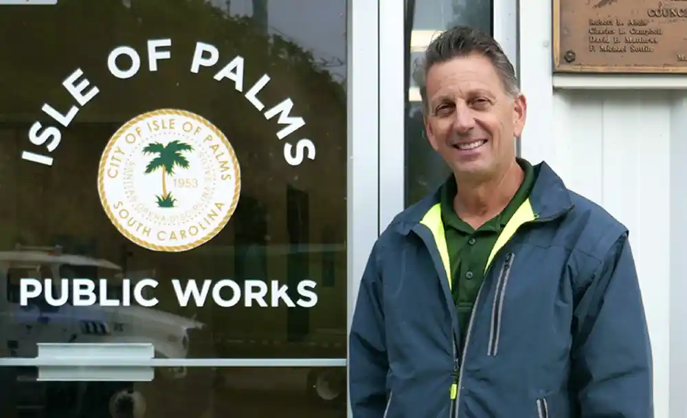 Isle of Palms Public Works assistant director Robert Asero recently received the annual Leola Hanbury Award for exemplary service to the city in 2023.